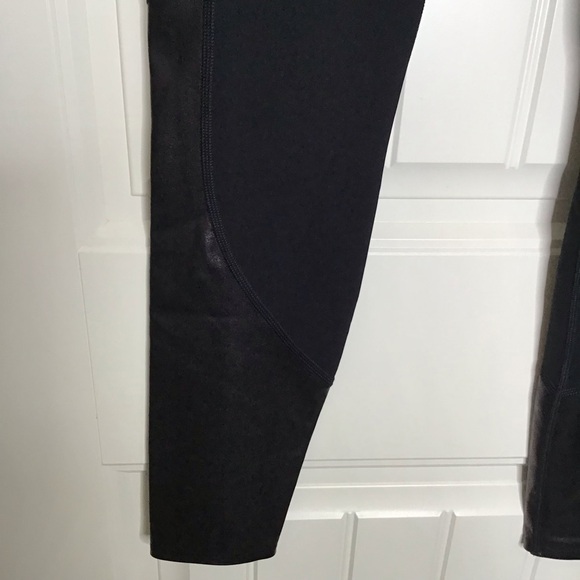 Spanx Every Wear Gloss Pocket Leggings in Black Size Small. - Picture 6 of 12